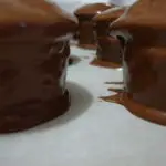 chocolate icing sugar