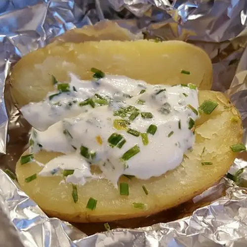 How to Bake a Potato in your Halogen well