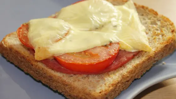 How to Make Cheese on Toast 