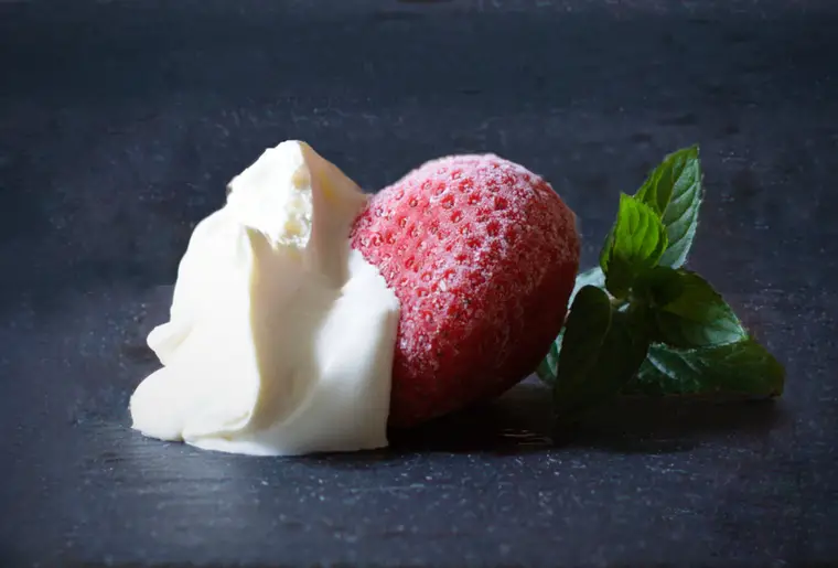 How to Make Delicious Cornish Clotted Cream