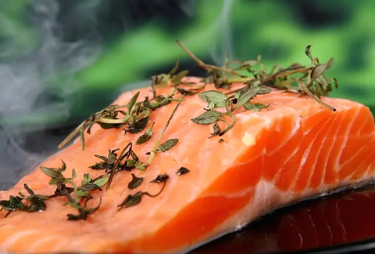 How to Cook Salmon in Your Halogen Oven