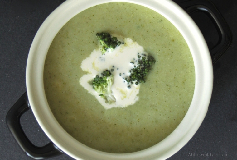 Creamy Cheesy Broccoli and Mushroom Soup